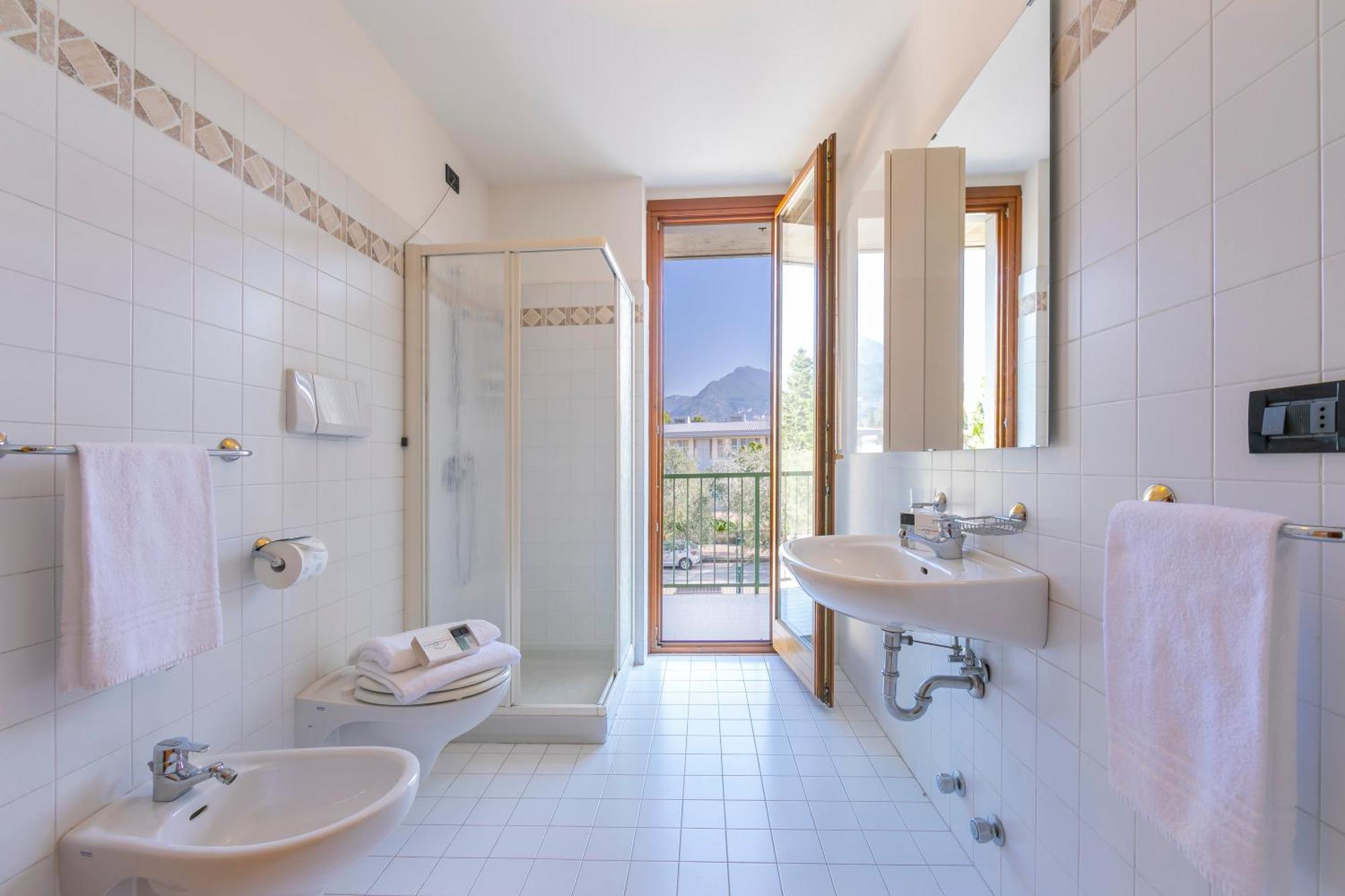 Claz House - Happy Rentals Riva del Garda Dış mekan fotoğraf