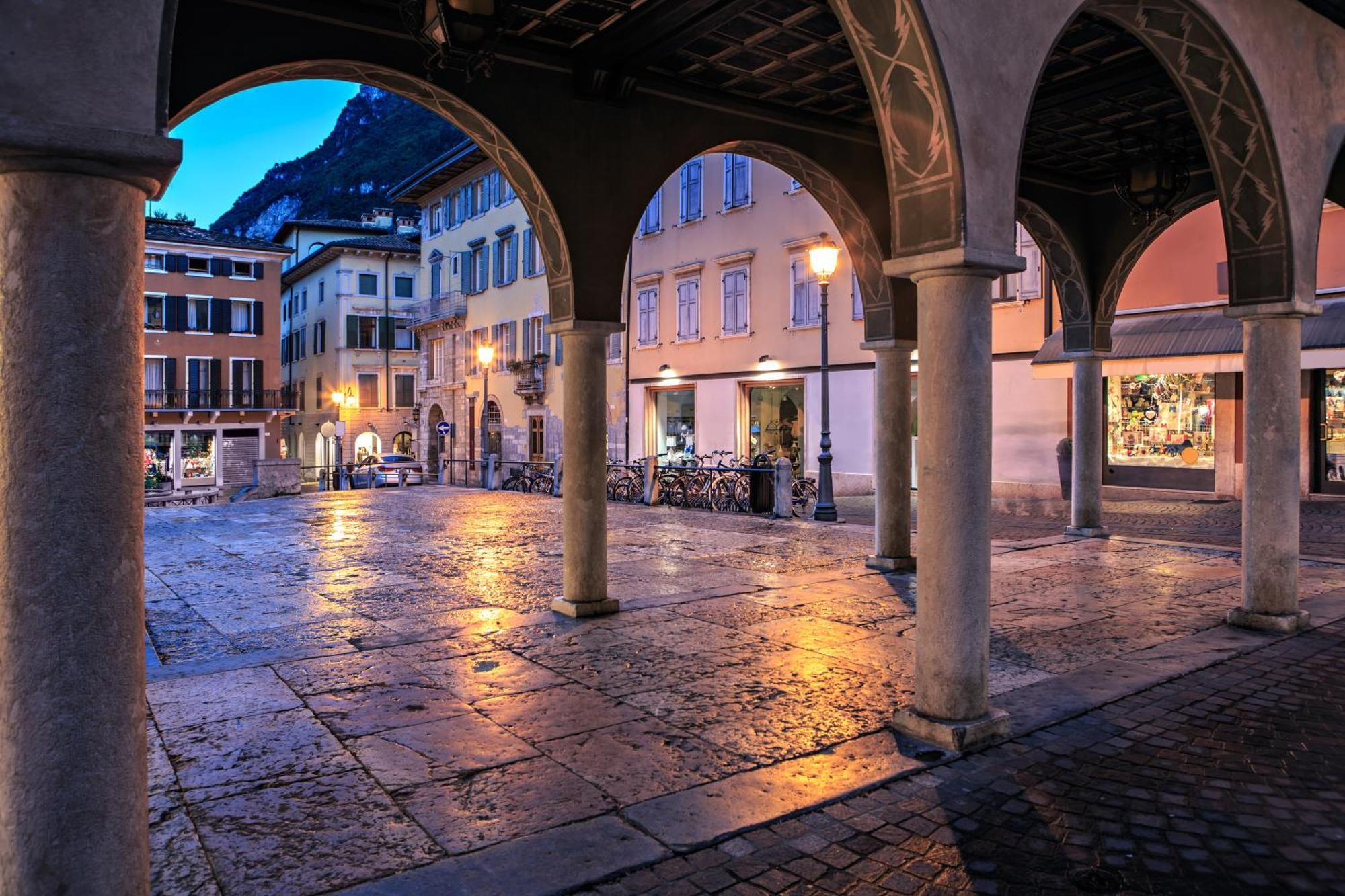 Claz House - Happy Rentals Riva del Garda Dış mekan fotoğraf